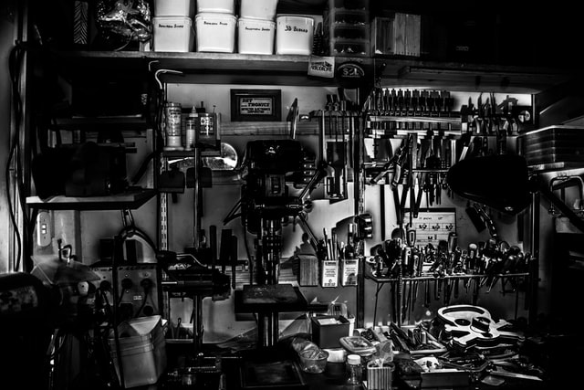 How to start hardware shop